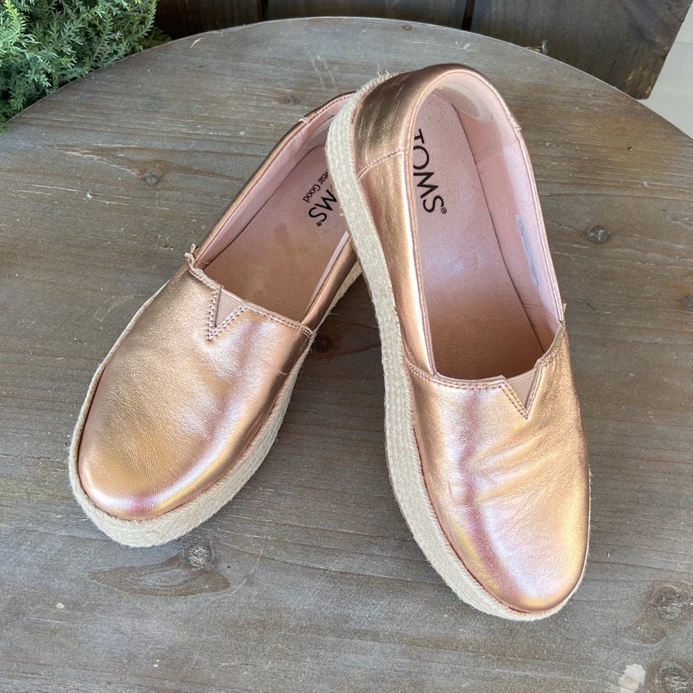 TOMS Metallic Rose Gold Espadrille Platform Slip-On